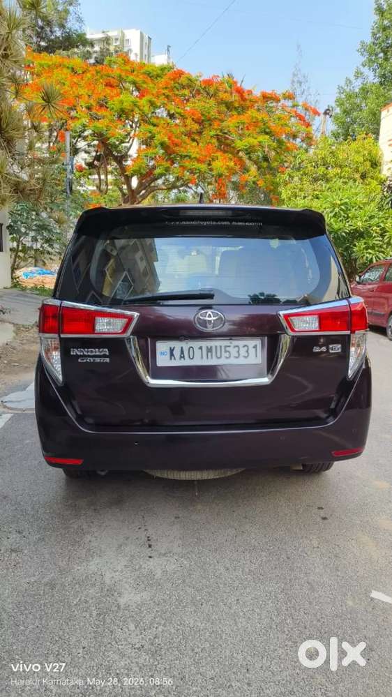Toyota Innova Crysta [2020-ongoing] 2.4 Gx At 8 Str, 2020, Diesel