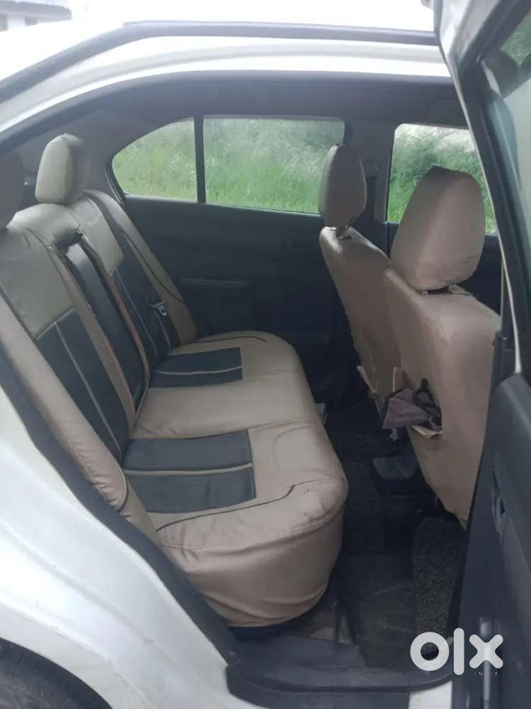 Maruti Suzuki Dzire Tour 2015