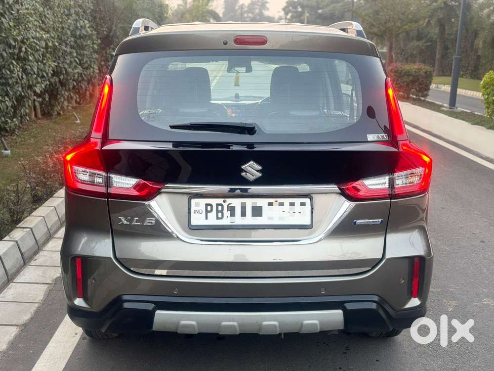 Maruti Suzuki Xl6 Alpha At, 2019, Petrol