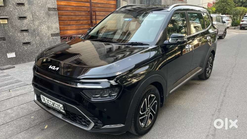 Kia Carens 1.4 Luxury Plus 6 Str, 2022, Petrol