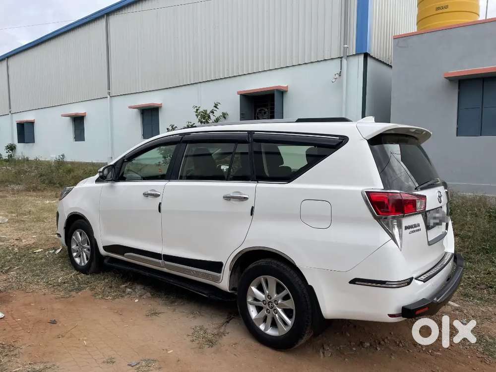 Toyota Innova Crysta Mt 2019