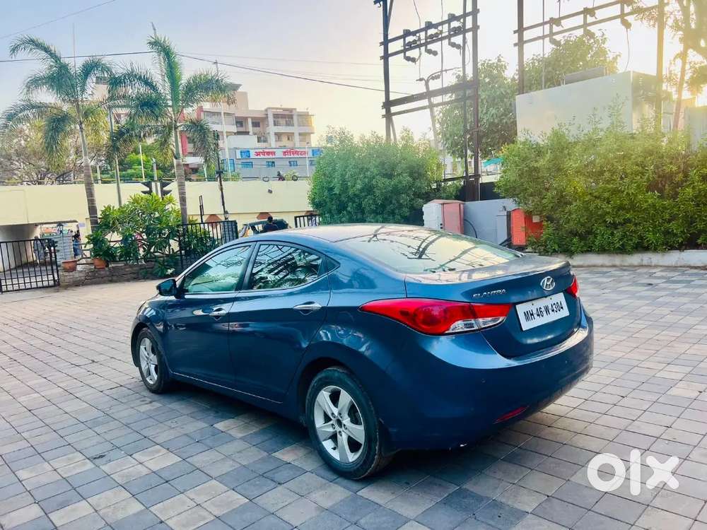 Hyundai Elantra 2012 Petrol Well Maintained