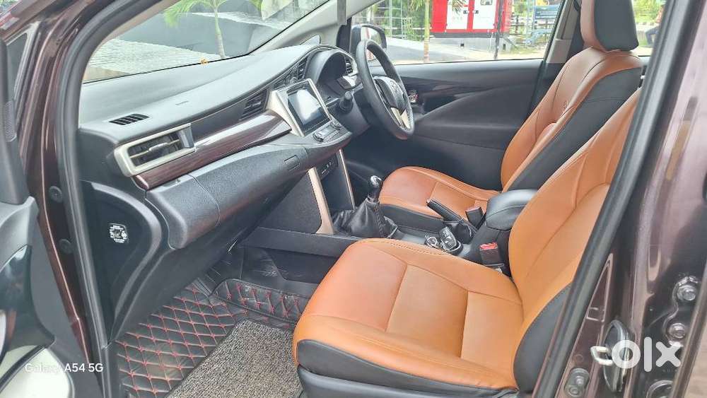 Toyota Innova 2.5 Vx 7 Str Bs-iii, 2017, Diesel
