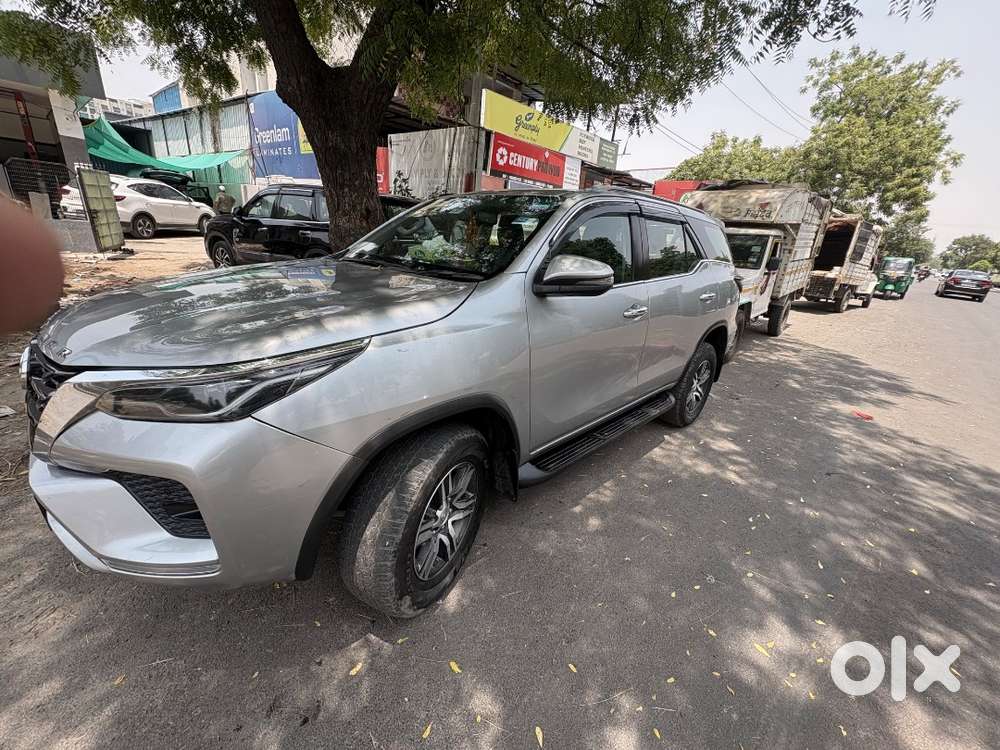 Toyota Fortuner 2023 Petrol Well Maintained