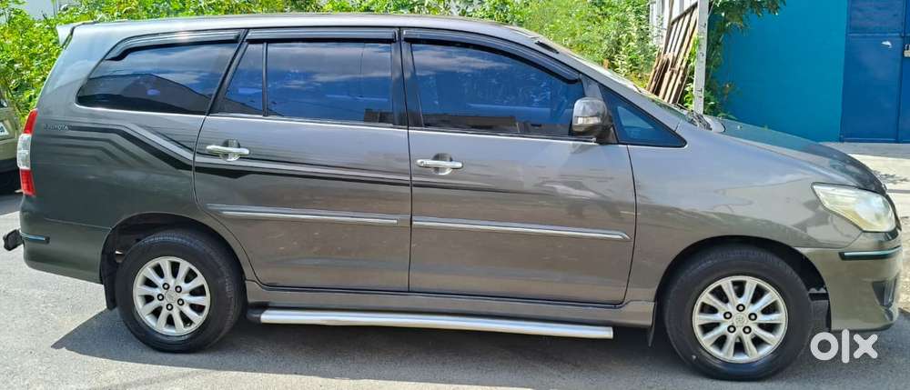 Toyota Innova 2.5 V 7 Str, 2013, Diesel
