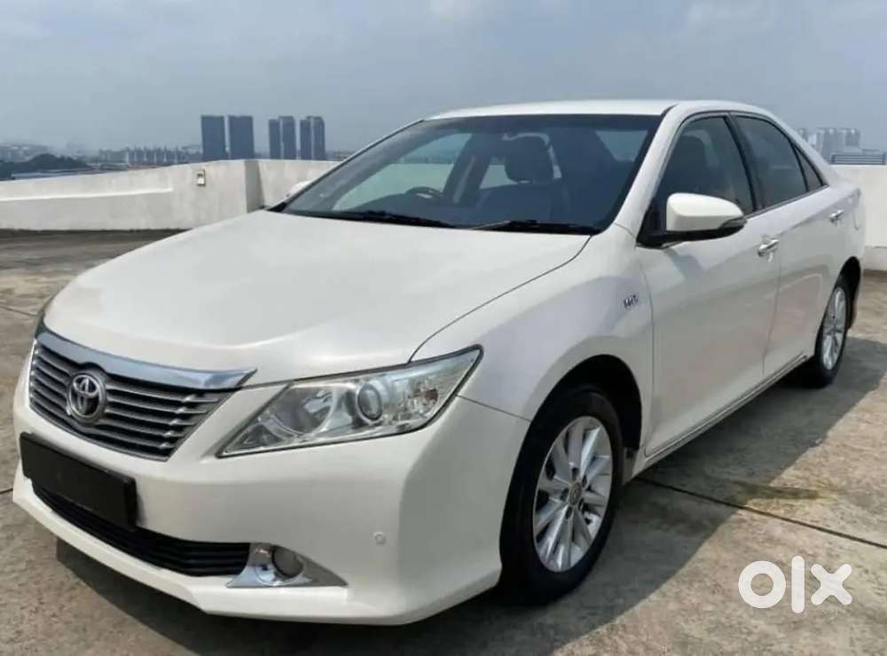Toyota Camry 2014 Petrol Well Maintained