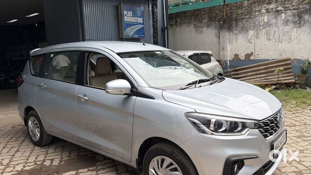 Maruti Suzuki Ertiga Vxi Shvs, 2023, Petrol