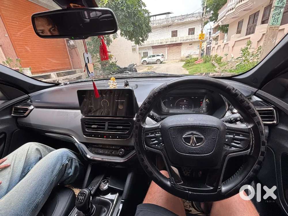 Tata Safari Adventure X 2023
