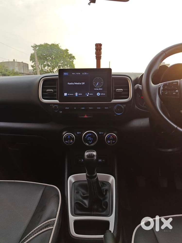 Hyundai Venue 1.2 S Plus, 2022, Cng & Hybrids