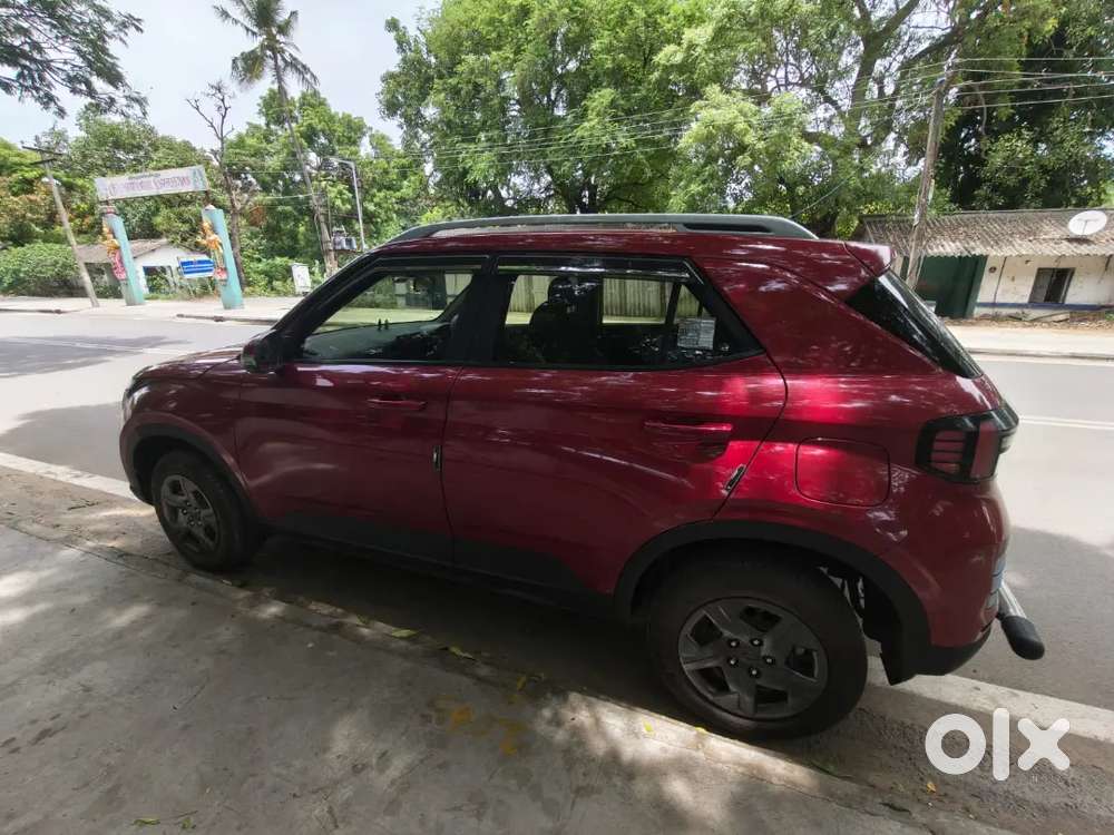 Hyundai Venue 1.2 S 2023 Petrol Manual