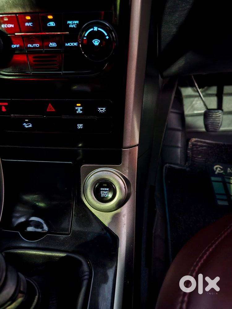 Mahindra Xuv500 W9, 2019, Diesel