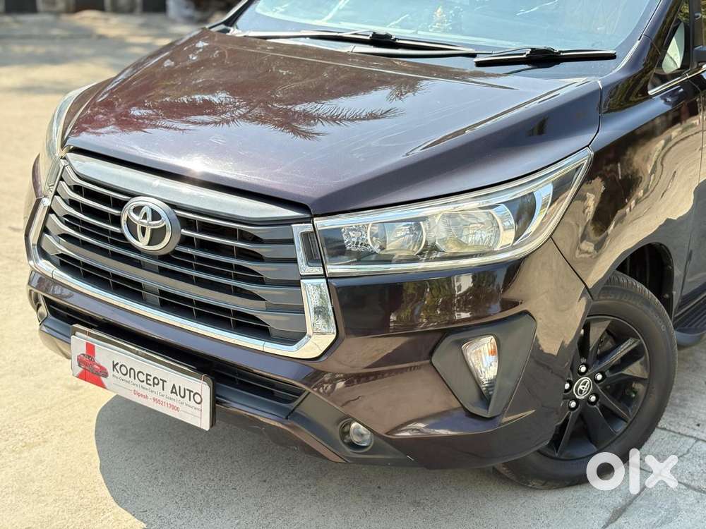 Toyota Innova Crysta G 8 Str, 2016, Diesel