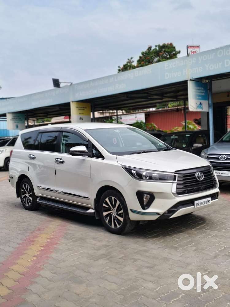 Toyota Innova Crysta 2.5z, 2022, Diesel