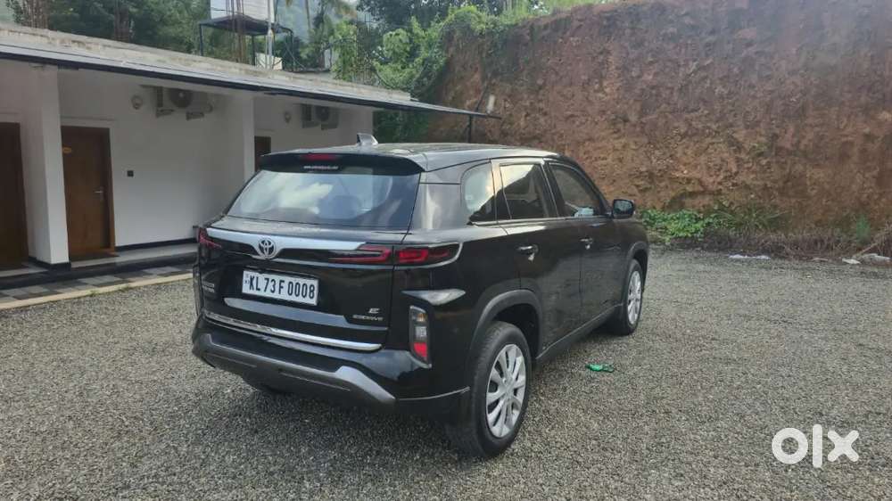 Toyota Urban Cruiser 2023 Hyryder Drive