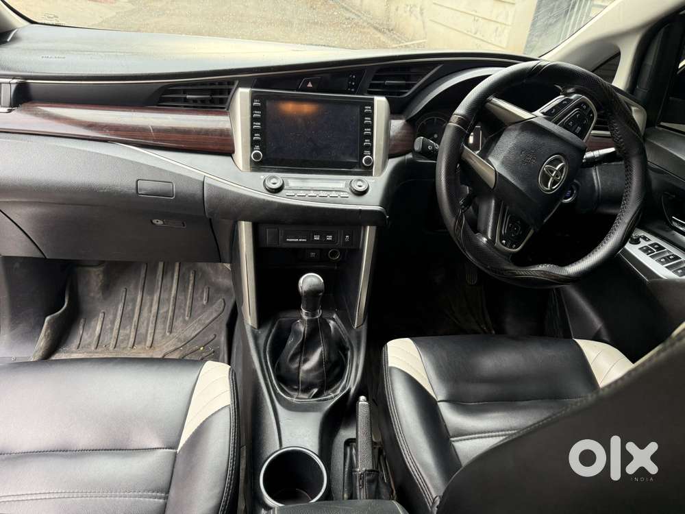 Toyota Innova Crysta [2020-ongoing] 2.4 Vx 8 Str, 2021, Diesel