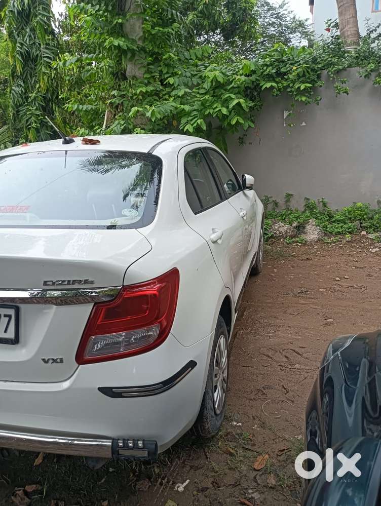 Maruti Suzuki Dzire 1.2 Vxi, 2019, Petrol