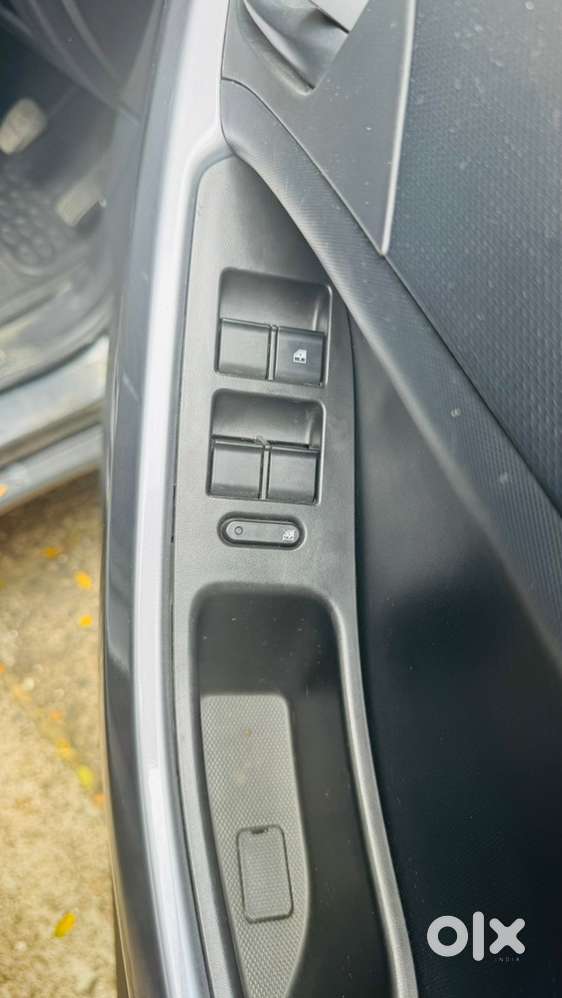 2023 Tata Nexon Xm  Petrol  Manual  5,116 Km  1st Owner 360camera