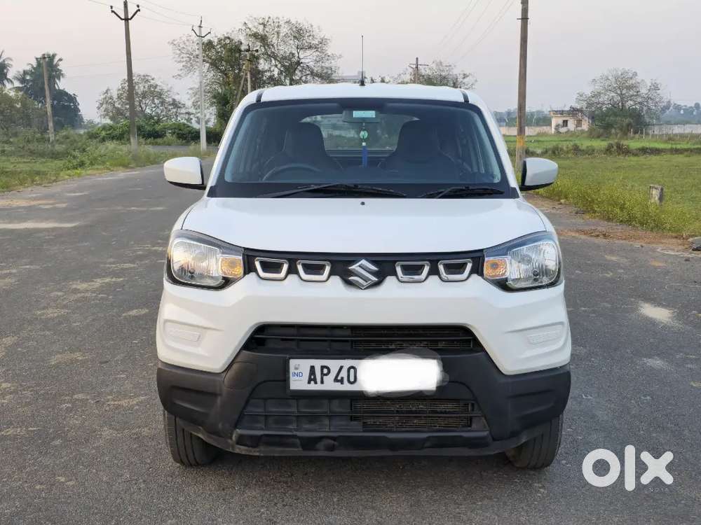 Maruti Suzuki S-presso 2023 Petrol 33720 Km Driven