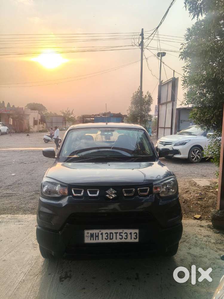 Maruti Suzuki S-presso Vxi Plus (dec 2021) – Manual Good Condition.