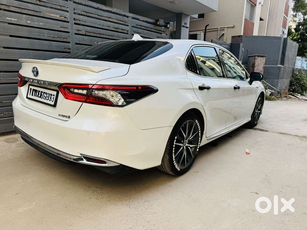 Toyota Camry Hybrid, 2022, Petrol