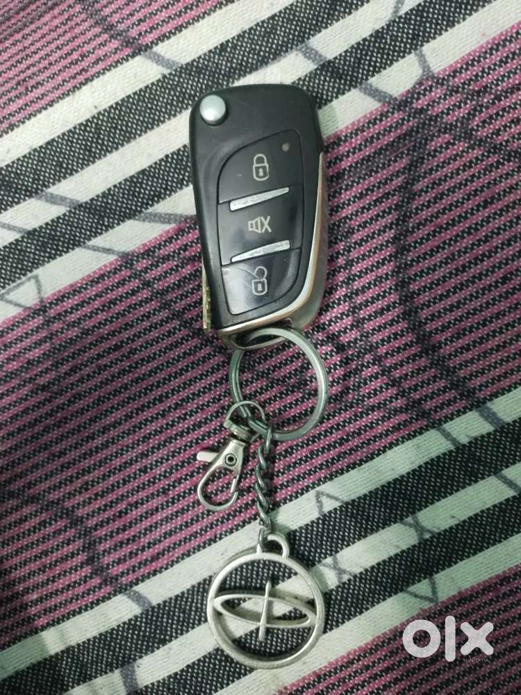 Maruti Suzuki Alto K10 Vxi 2016