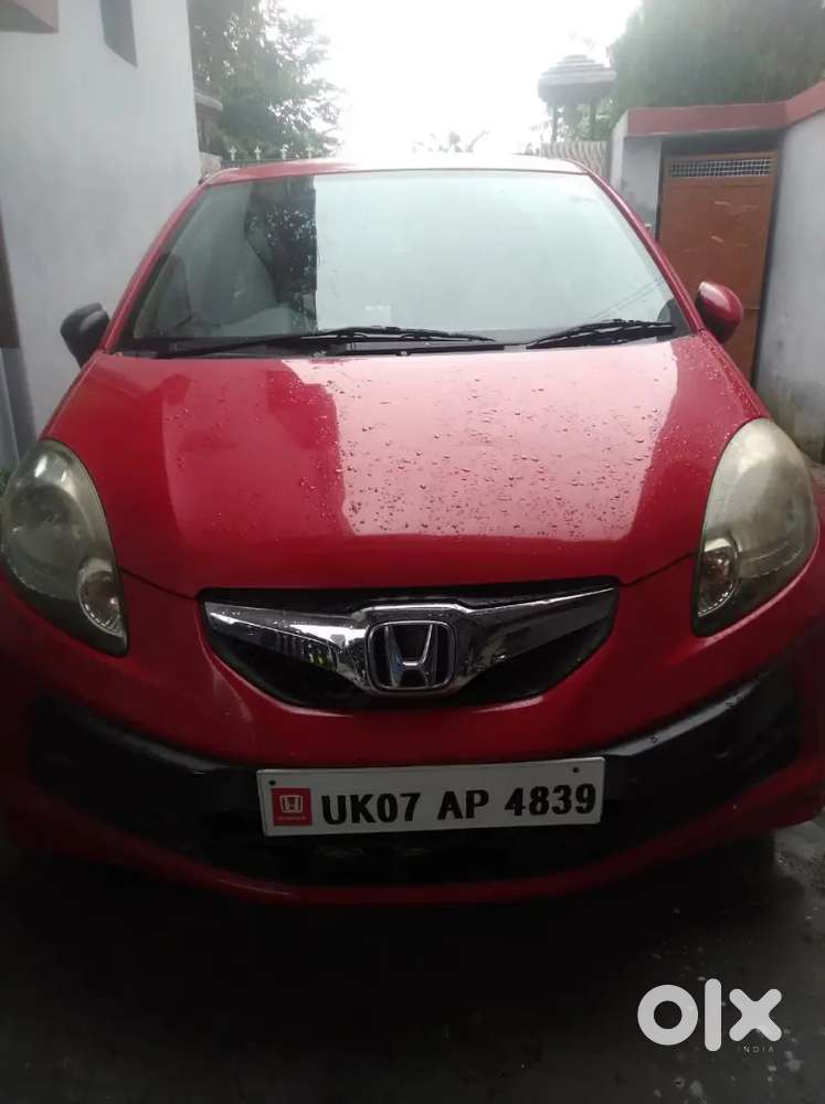 Honda Brio 2012 Petrol Well Maintained