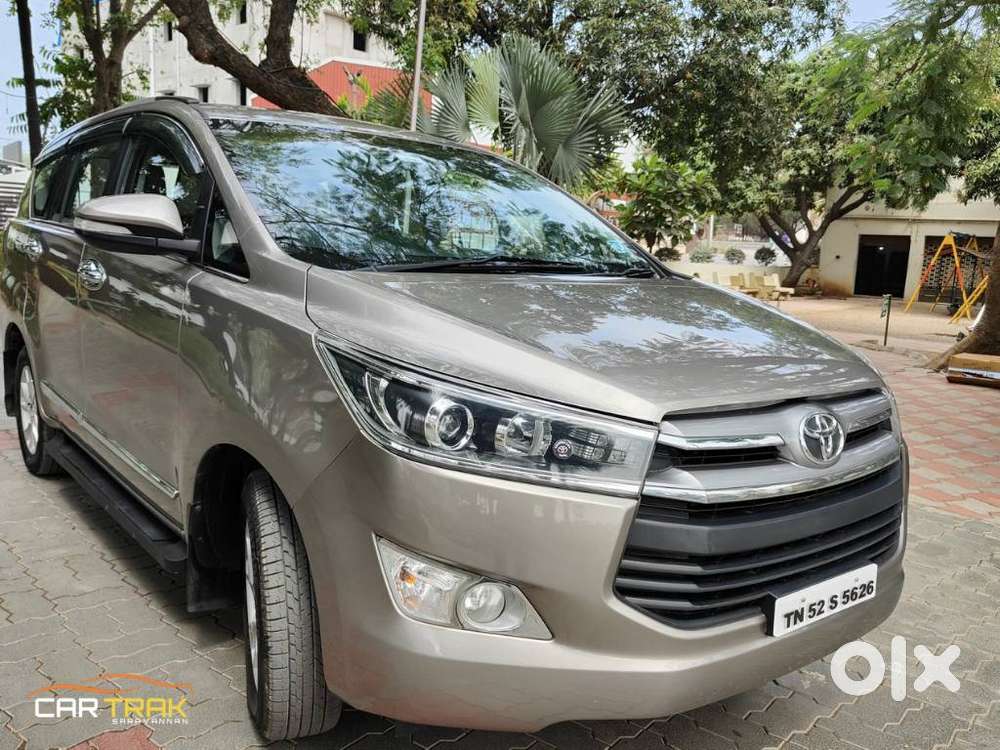 Toyota Innova Crysta 2.4 V, 2016, Diesel