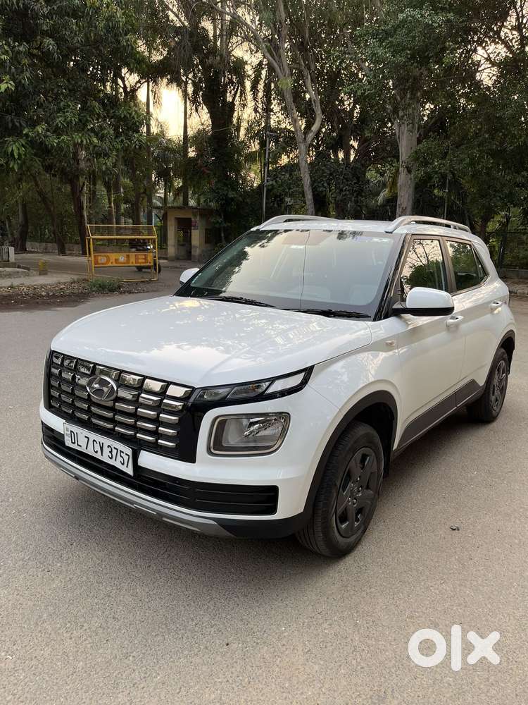 Hyundai Venue S 1.2 Petrol, 2023, Petrol