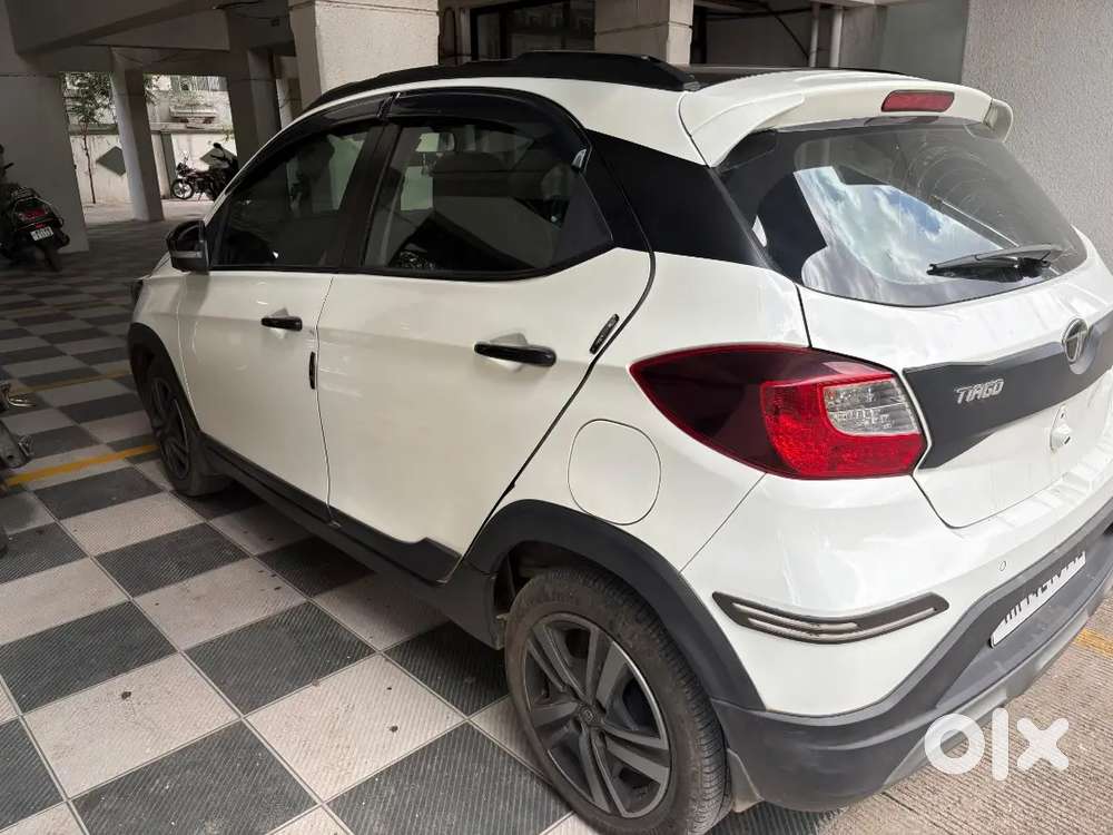 1.5 Year Old Tata Tiago Nrg Xza (top Model Petrol Automatic)
