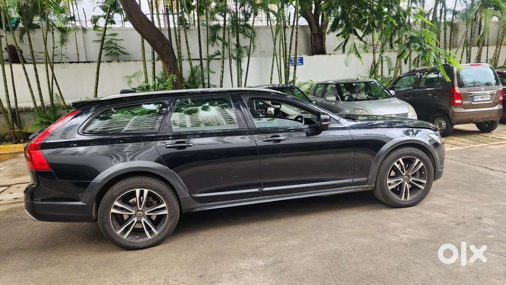 Volvo V90 Cross Country D5 Inscription, 2019, Diesel