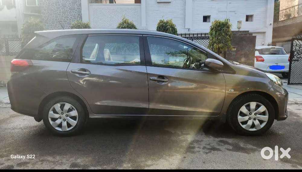 Honda Mobilio 2015 Petrol 46000 Km Driven