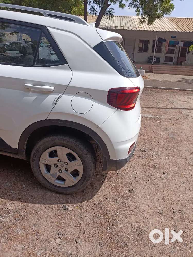 Hyundai Venue 2021 Petrol