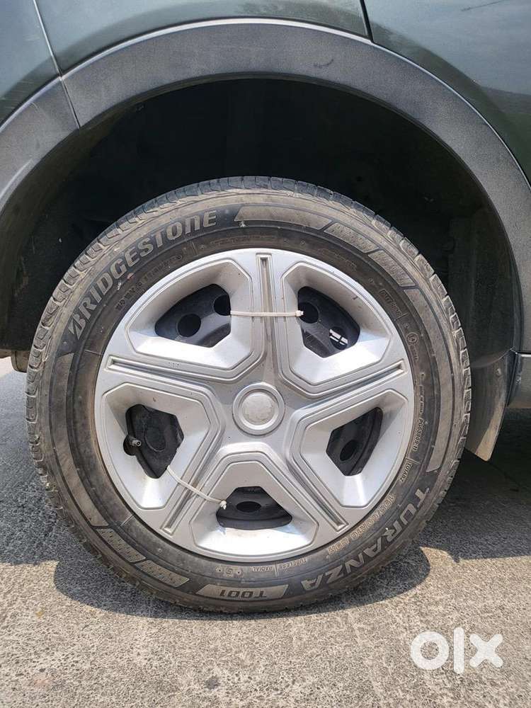 Tata Nexon 2023 Xm Sunroof  Petrol  12k Driven