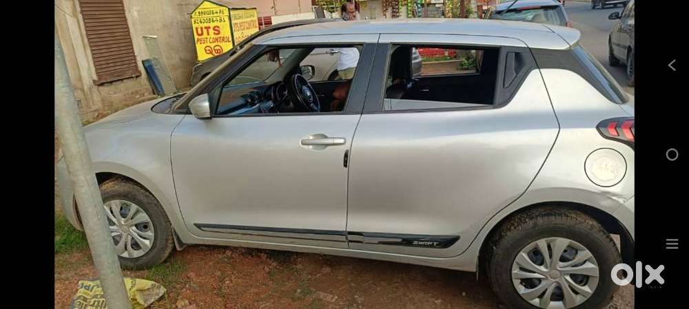 Maruti Suzuki Swift Vxi + Manual, 2019, Petrol
