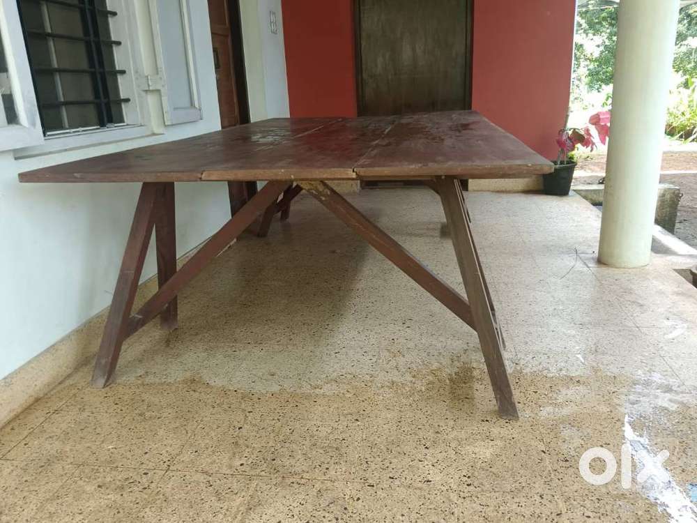 Full Rosewood Table, ancestral property, at least 70 years old,