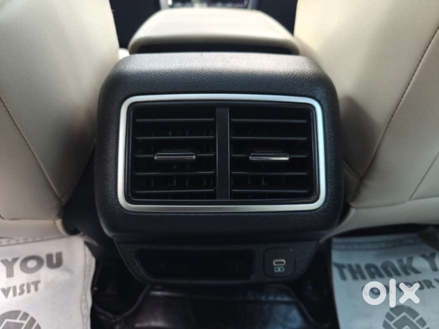 Mahindra Xuv700 2.0 Ax 7 Petrol At Luxury Pack Str, 2022, Petrol