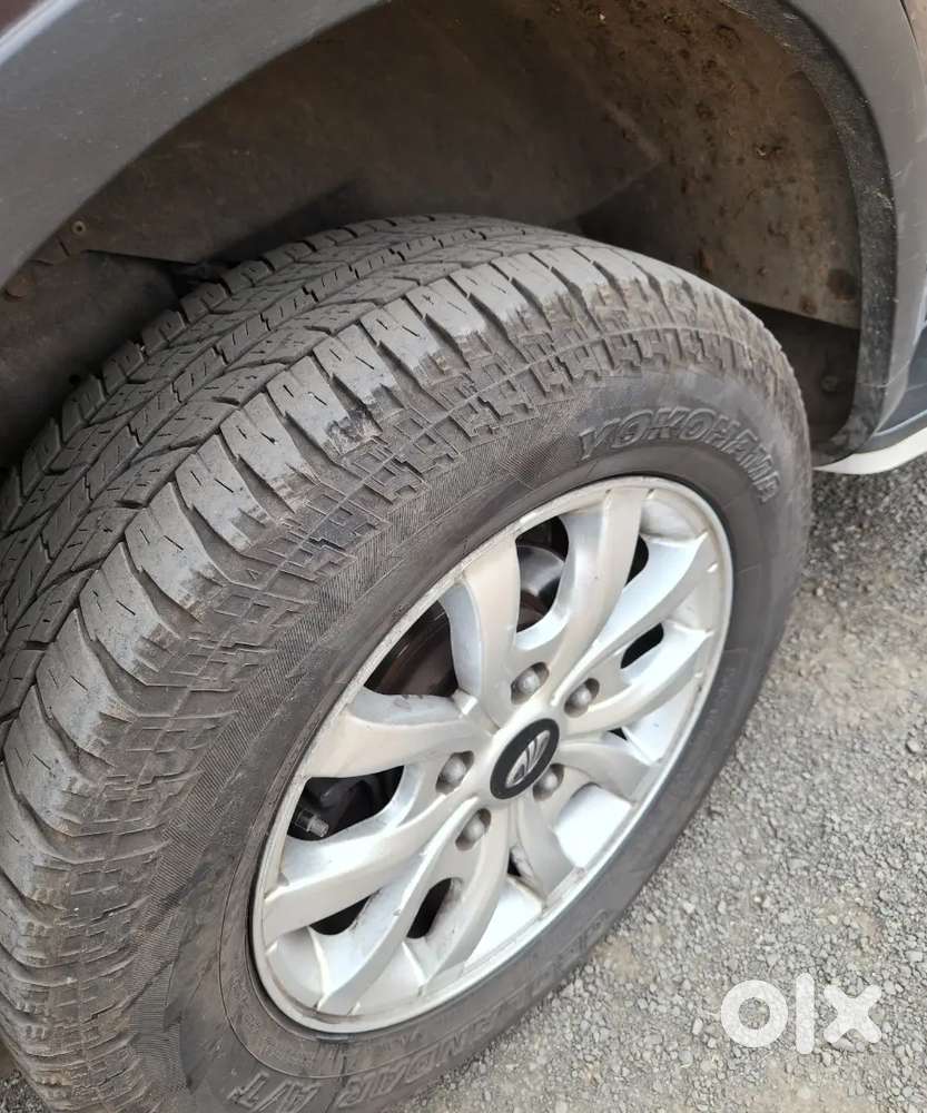 Mahindra Xuv500 2017 Diesel 130000 Km Driven