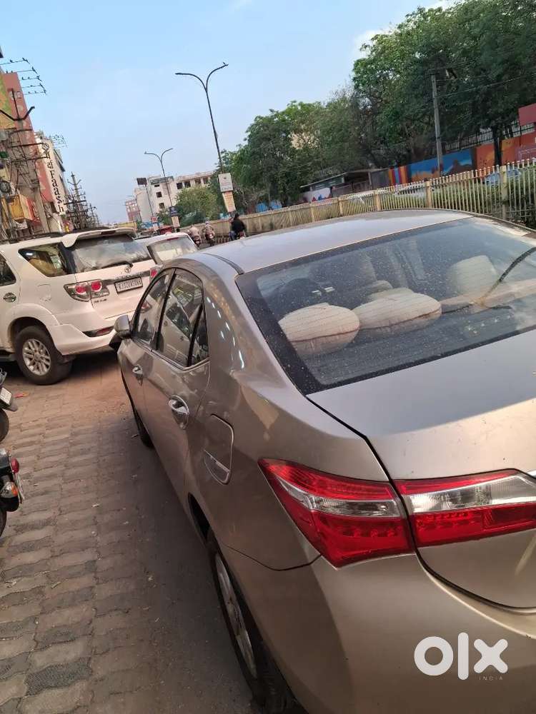 Toyota Corolla Altis 2104 Petrol Well Maintained Dl Registered