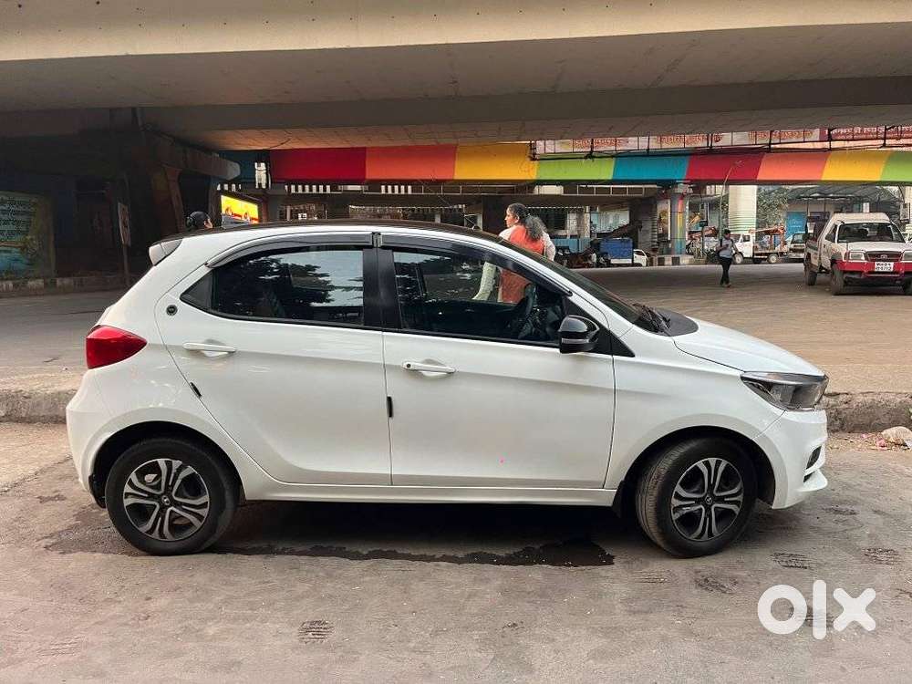 Tata Tiago 1.2 Revotron Xm Cng, 2023, Cng & Hybrids