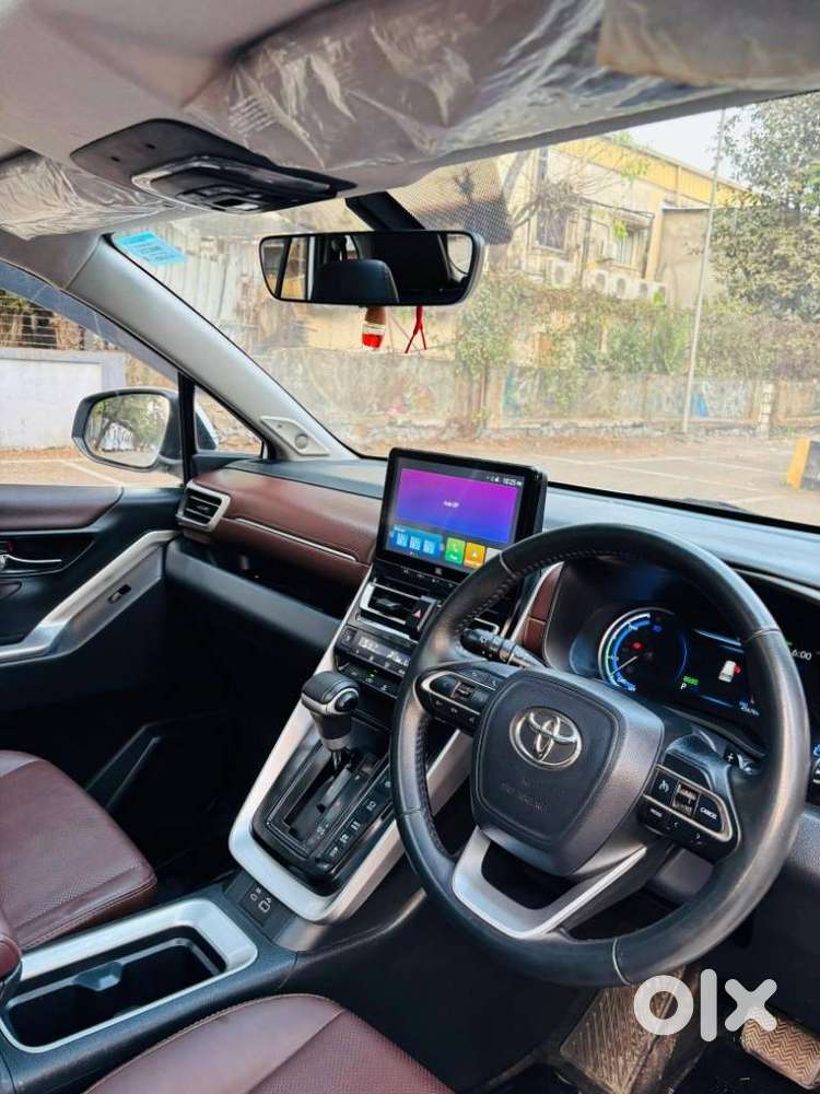 Toyota Innova Hycross 2.0 Zx Hybrid 7 Str, 2023, Electric