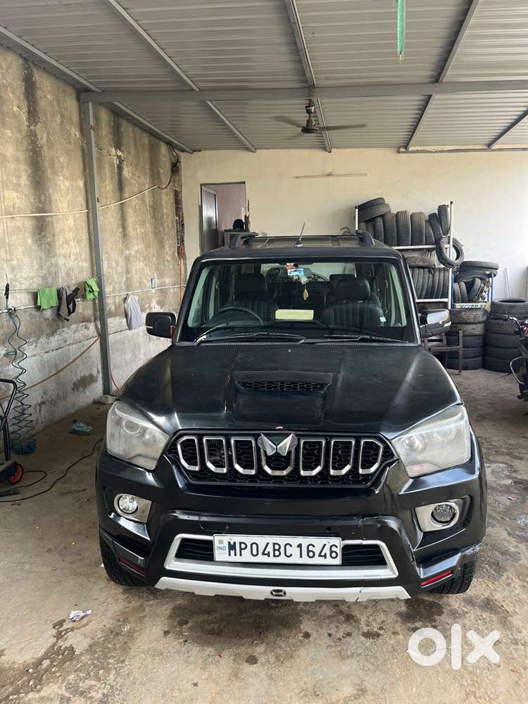 Mahindra Scorpio 2014 Modified Into S11