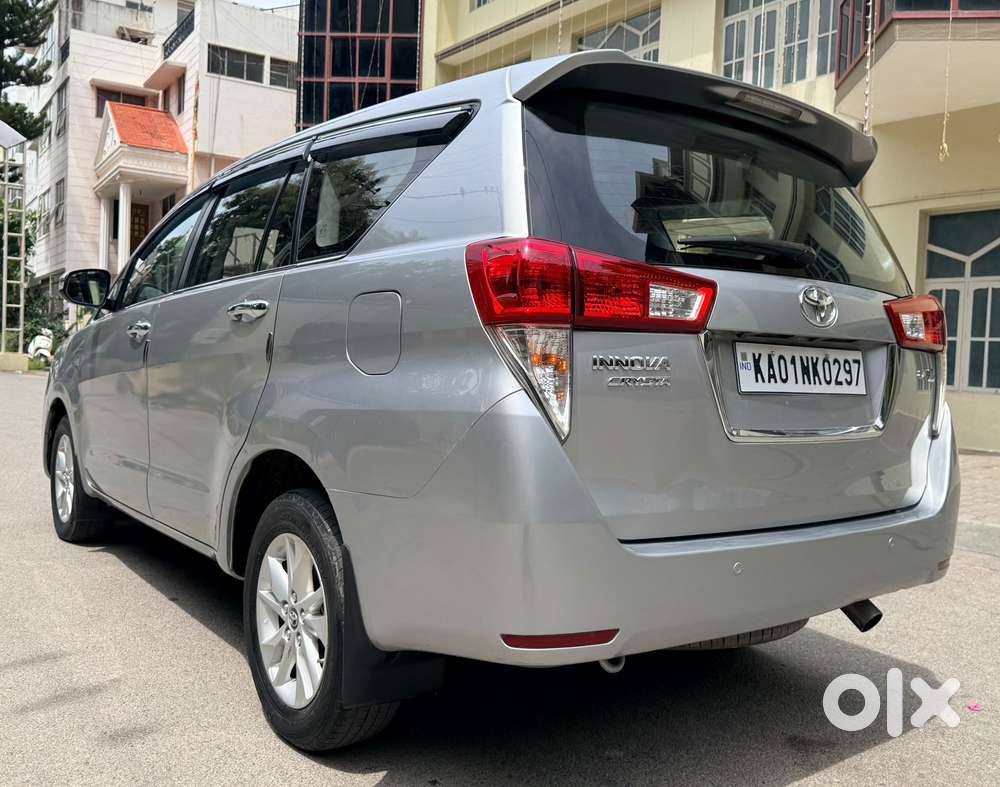 Toyota Innova Crysta 2.4 V 7 STR, 2017, Diesel