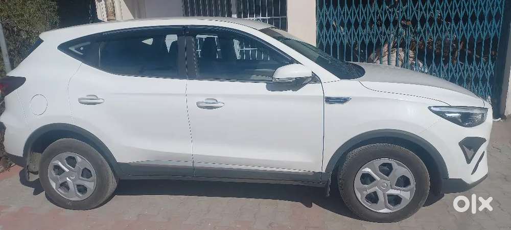 Mg Astor 2025 Petrol 3400 Km Driven