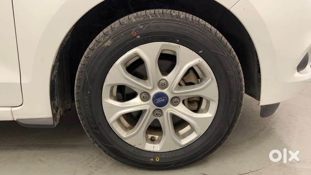 Ford Figo Petrol Titanium, 2017, Petrol