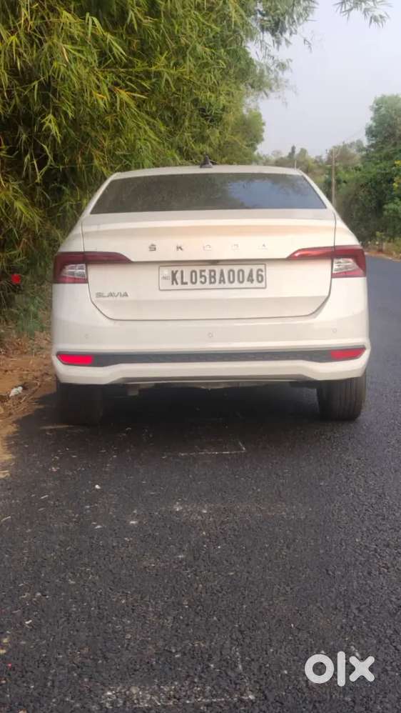 Skoda Slavia 2023 Petrol Well Maintained