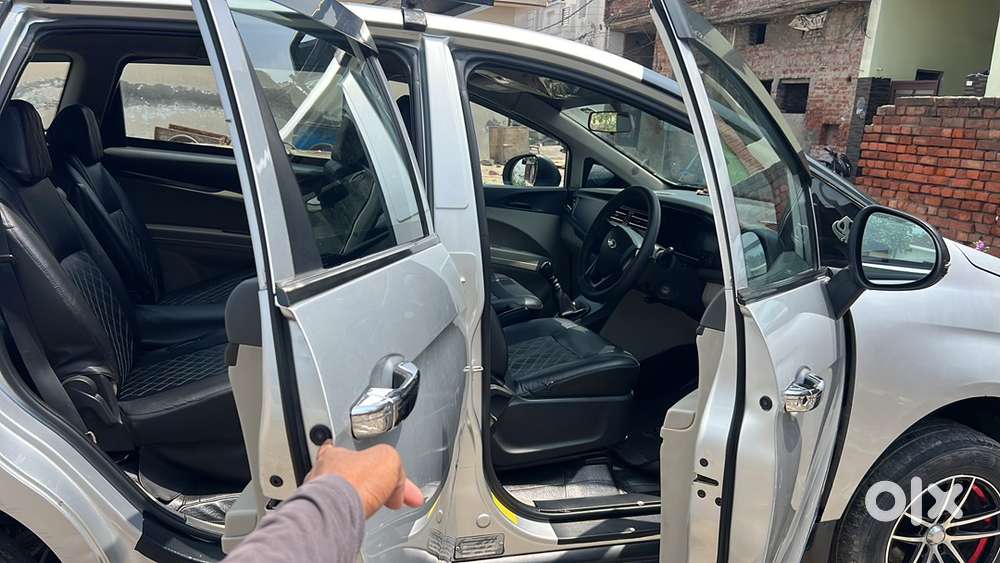 Mahindra Marazzo Diesel 2019