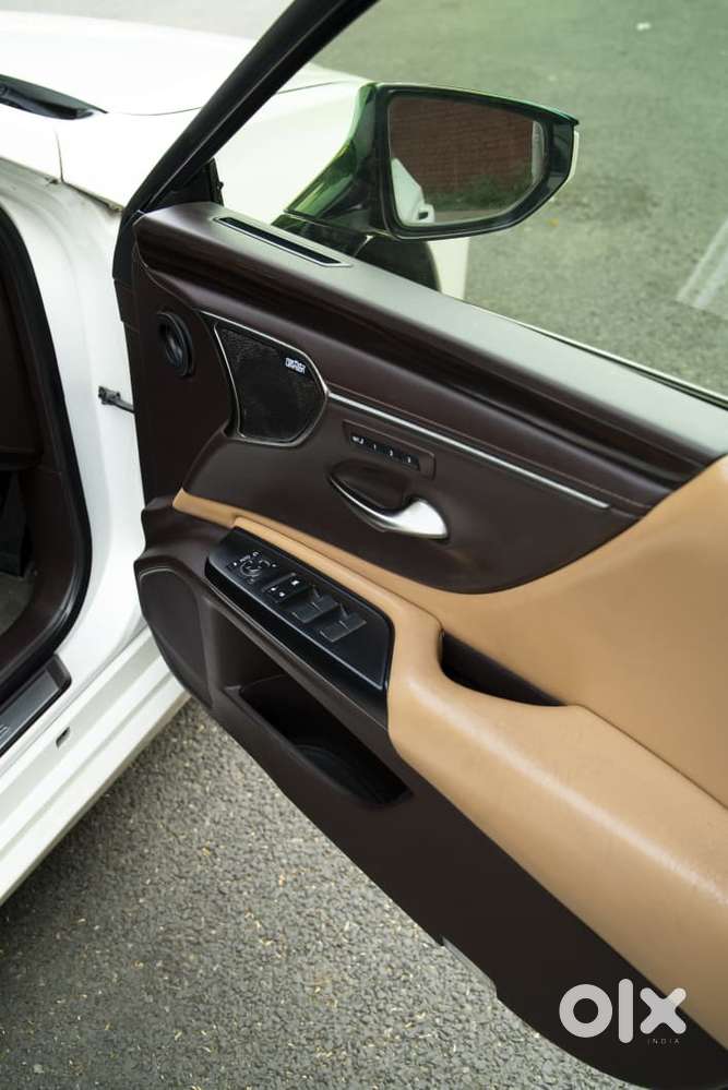 Lexus Es 300h, 2019, Petrol