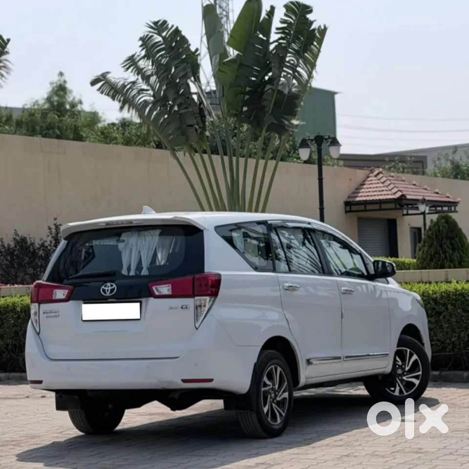 Toyota Innova Crysta, 2025, Diesel