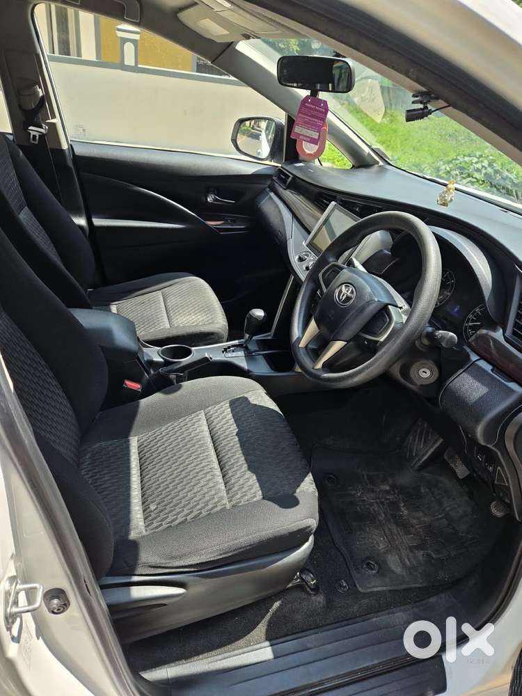 Toyota Innova Crysta 2.8 Gx At 7 Str, 2016, Diesel