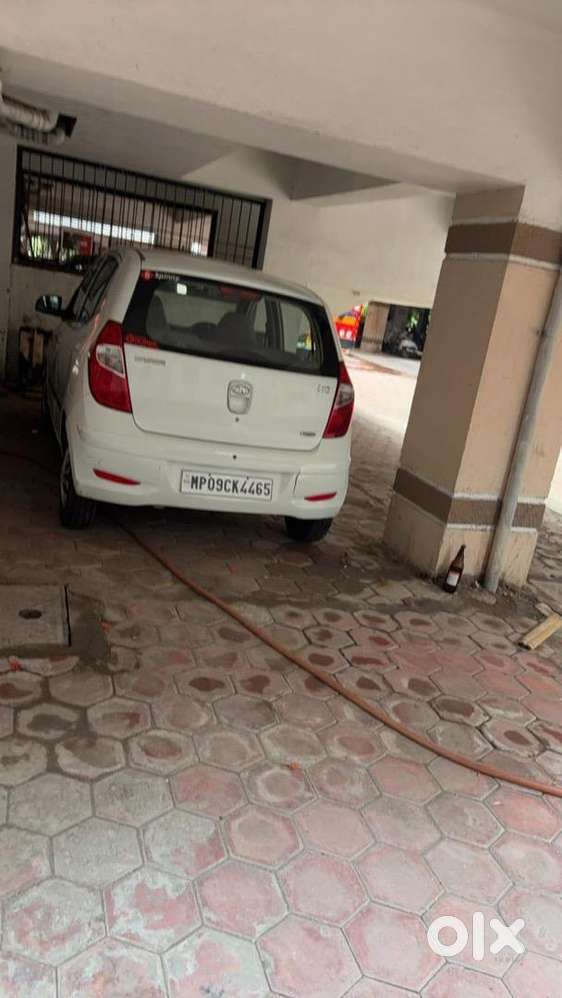 Hyundai I10 2011 Petrol Well Maintained